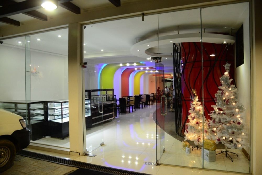 Oak Ray City Hotel Kandy Exterior foto