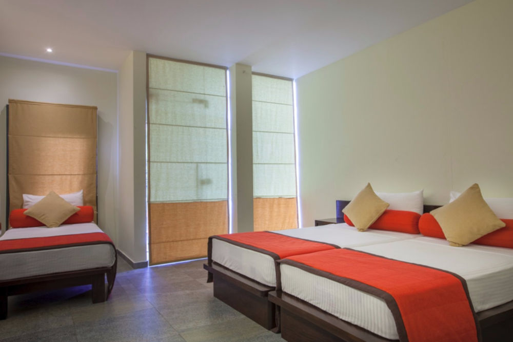 Oak Ray City Hotel Kandy Exterior foto