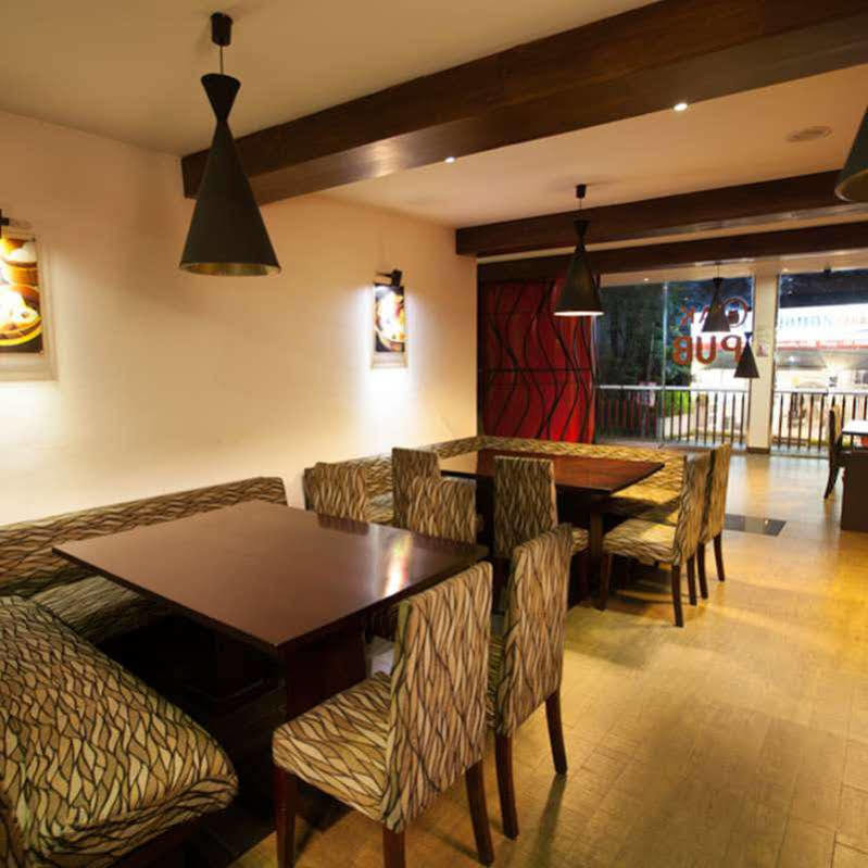 Oak Ray City Hotel Kandy Exterior foto