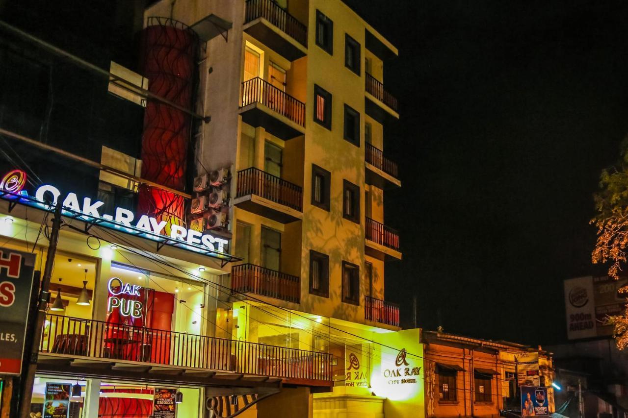 Oak Ray City Hotel Kandy Exterior foto