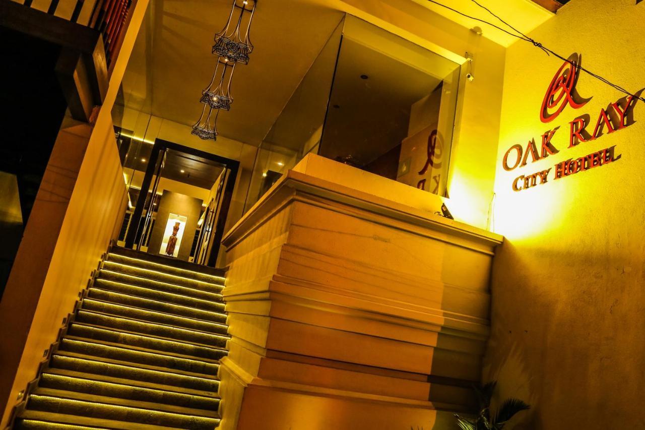 Oak Ray City Hotel Kandy Exterior foto